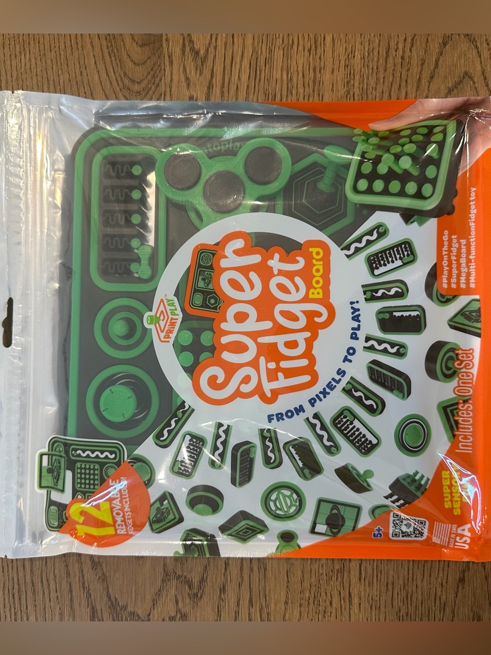 Brainy Play Super Fidget Board 12 Removable Fidgets Sensory Activity Toy NWT